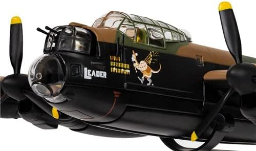 Corgi Avro Lancaster B. 1 PA474, amelyet Az angliai Csata Emlékmű Járat, csak A repülésre alkalmas Lancaster Európában 1/72 FRÖCCSÖNTÖTT